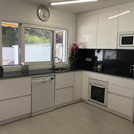 New Exclusive Beach House *